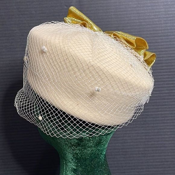 Vintage Mr. Charles Statement Hat with Veil - Picture 5 of 16